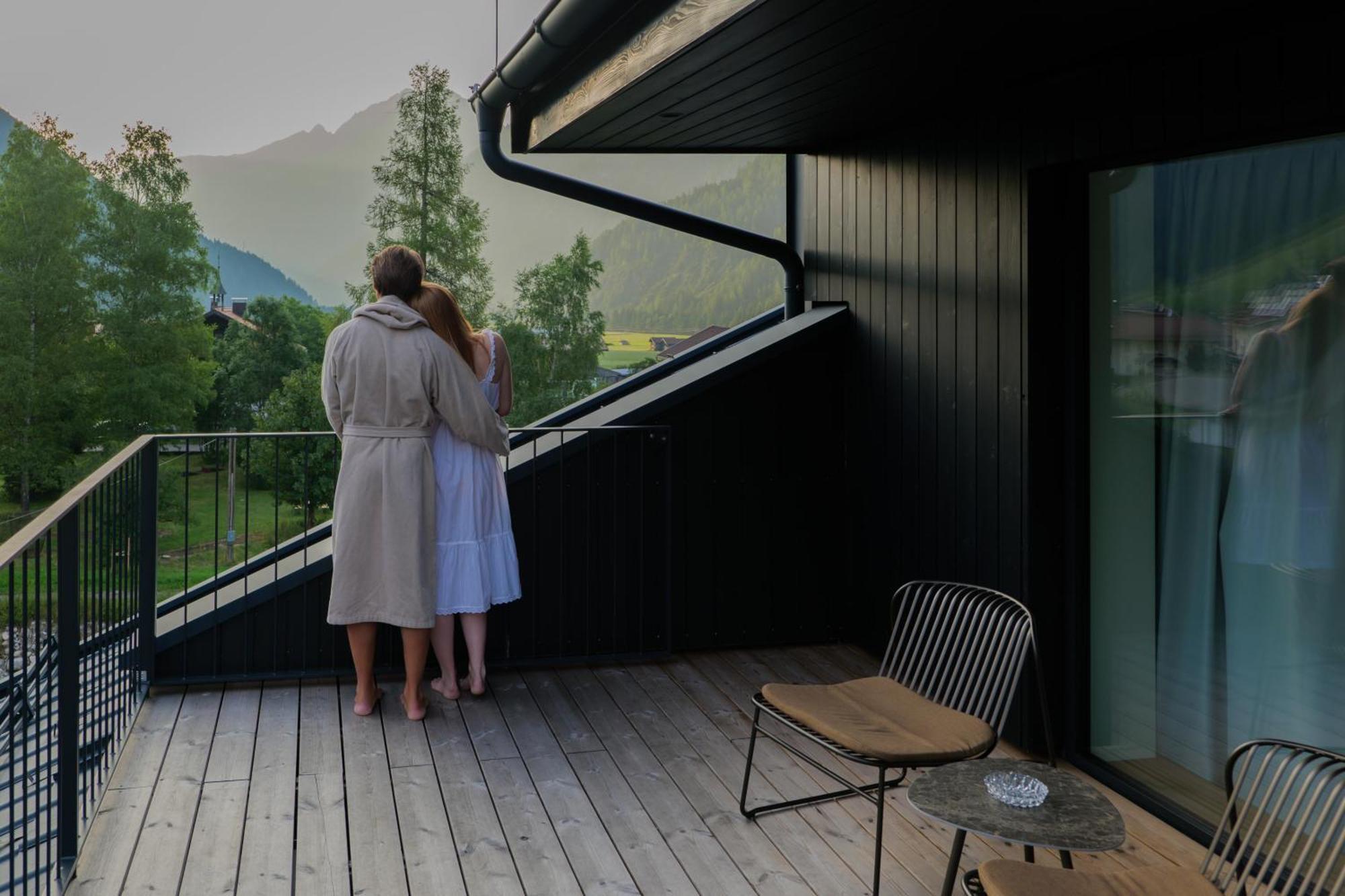 Posthotel Lechtal, Arlberg Холцгау Екстериор снимка