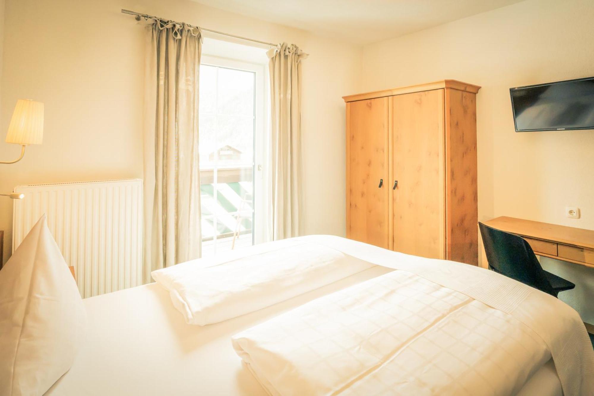 Posthotel Lechtal, Arlberg Холцгау Екстериор снимка