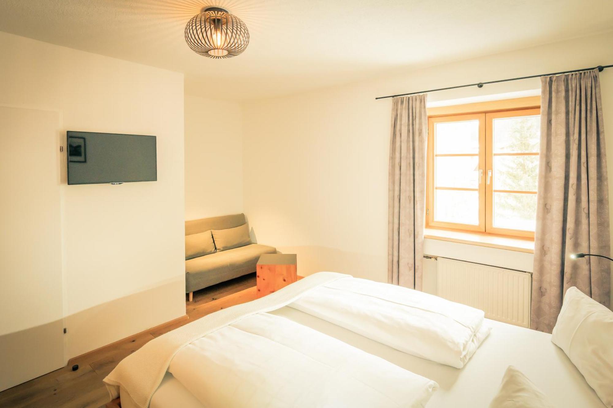 Posthotel Lechtal, Arlberg Холцгау Екстериор снимка