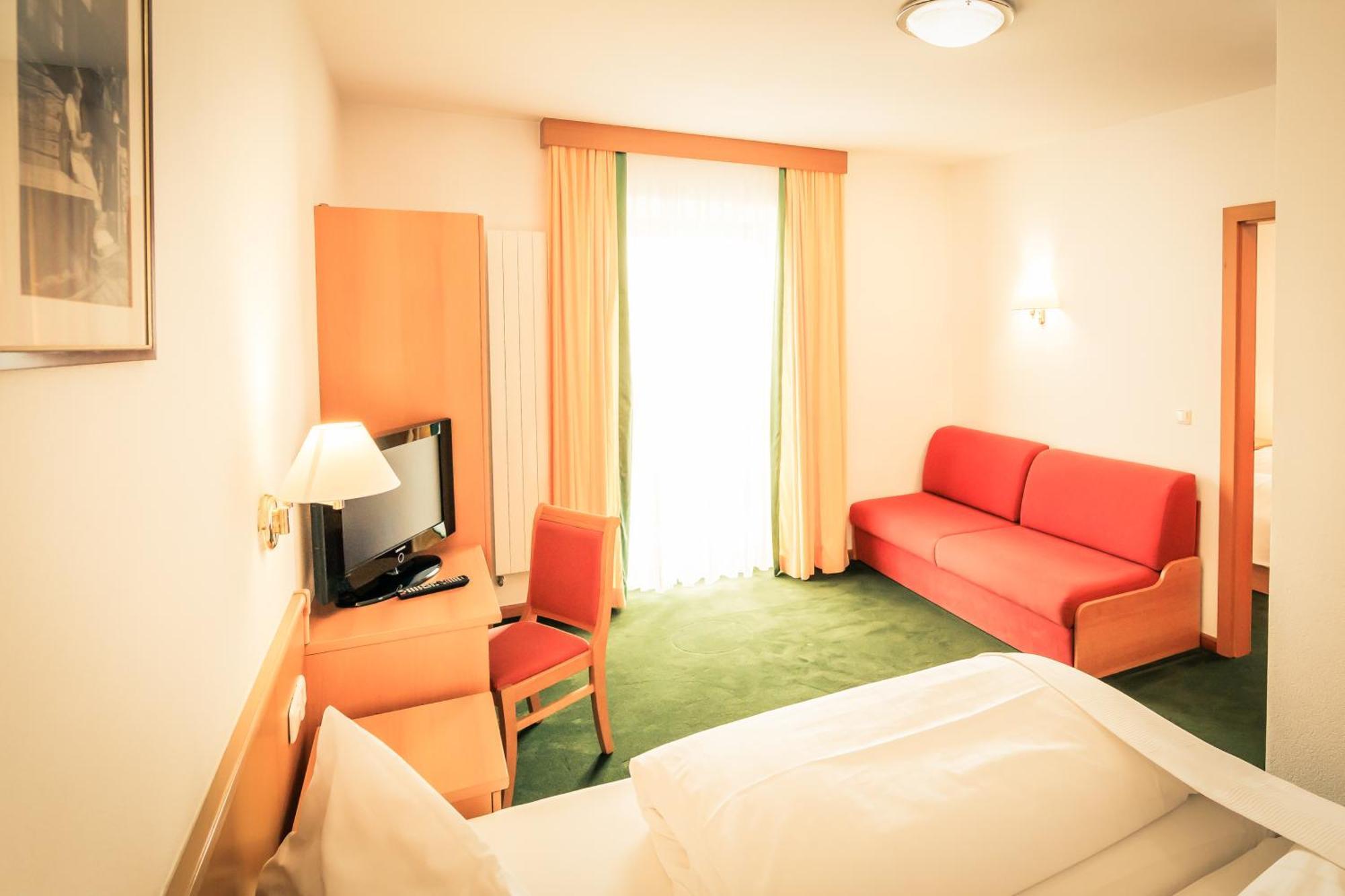 Posthotel Lechtal, Arlberg Холцгау Екстериор снимка