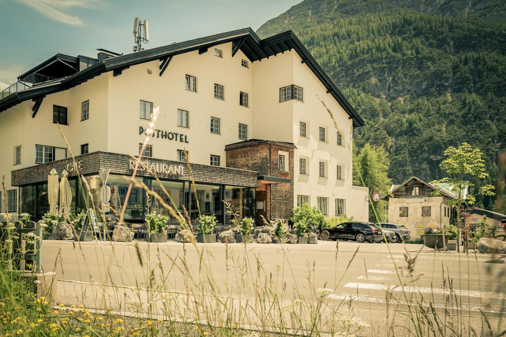 Posthotel Lechtal, Arlberg Холцгау Екстериор снимка